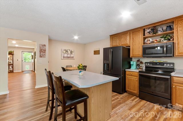 12 Hutchinson Woods, Fletcher, NC 28732
