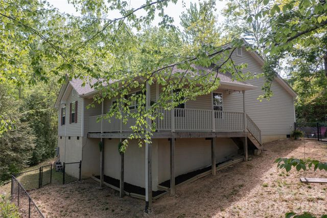 12 Hutchinson Woods, Fletcher, NC 28732