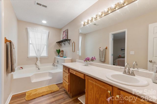 12 Hutchinson Woods, Fletcher, NC 28732
