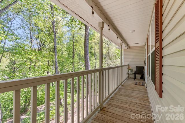 12 Hutchinson Woods, Fletcher, NC 28732