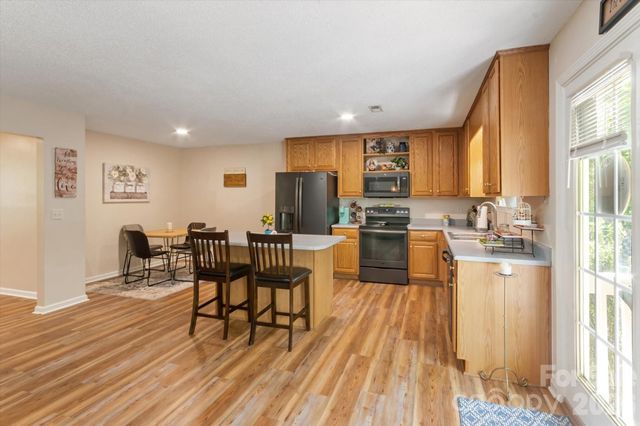 12 Hutchinson Woods, Fletcher, NC 28732