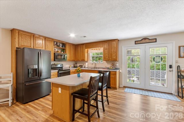 12 Hutchinson Woods, Fletcher, NC 28732