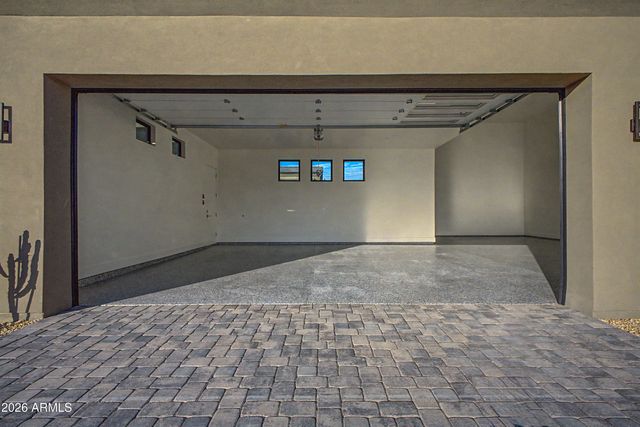 31601 N Black Cross Road, Scottsdale, AZ 85266