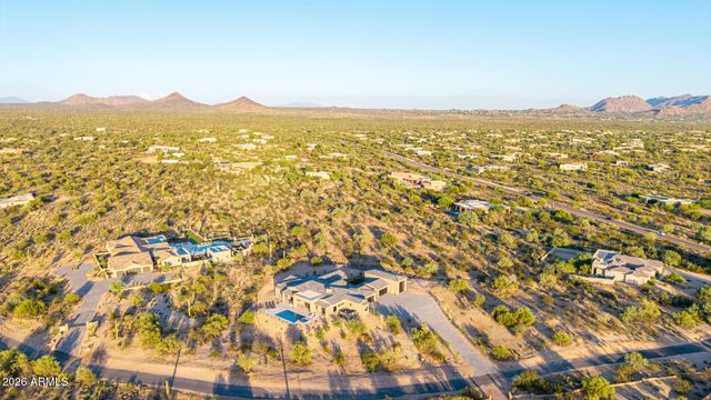 31601 N Black Cross Road, Scottsdale, AZ 85266