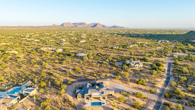 31601 N Black Cross Road, Scottsdale, AZ 85266