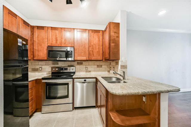 3231 Allen Parkway 6103, Houston, TX 77019