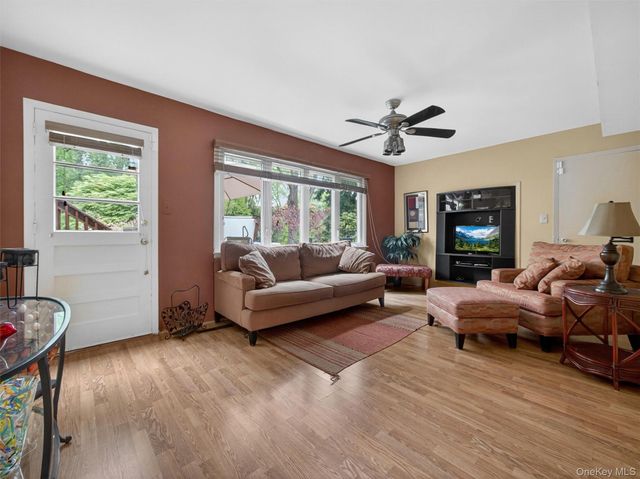 1 Wilton Circle, New City, NY 10956