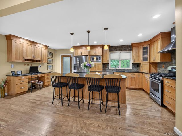 1 Wilton Circle, New City, NY 10956