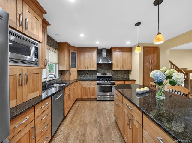 1 Wilton Circle, New City, NY 10956