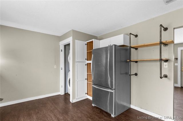 1920 Vienna Road, Charlestown, IN 47111