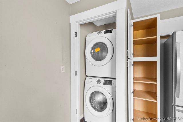 1920 Vienna Road, Charlestown, IN 47111