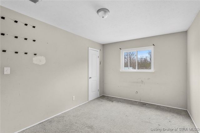 1920 Vienna Road, Charlestown, IN 47111