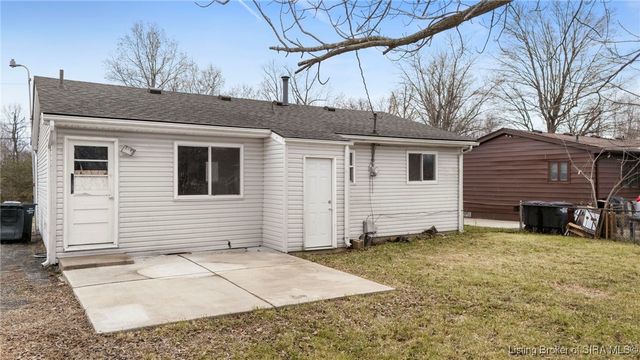 1920 Vienna Road, Charlestown, IN 47111