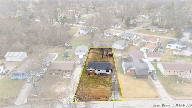 1920 Vienna Road, Charlestown, IN 47111