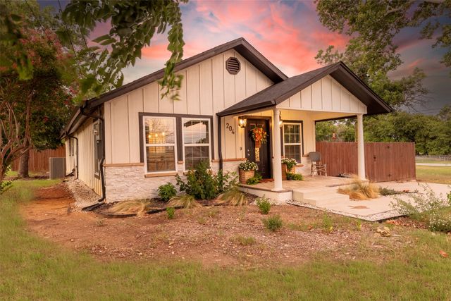 204 Main Street, Haslet, TX 76052