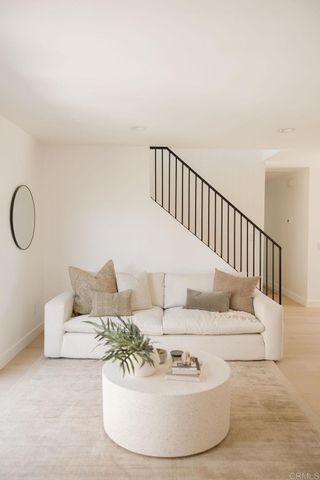 1806 Stewart Street, Oceanside, CA 92054
