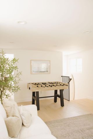1806 Stewart Street, Oceanside, CA 92054