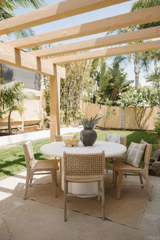 1806 Stewart Street, Oceanside, CA 92054