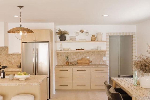 1806 Stewart Street, Oceanside, CA 92054