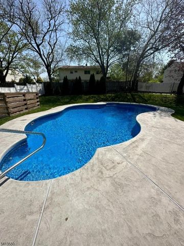 23 Newkirk Rd, Franklin Twp., NJ 08873