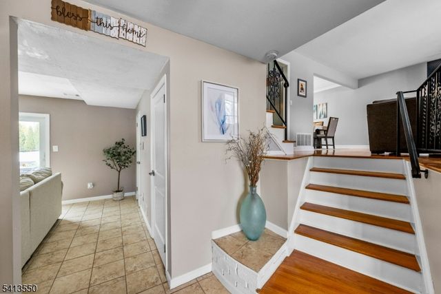 23 Newkirk Rd, Franklin Twp., NJ 08873