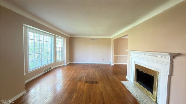 3074 Keswick Road, Shaker Heights, OH 44120