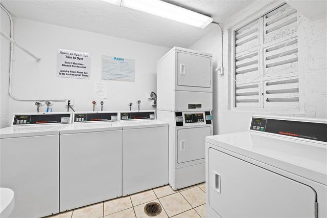3090 Holiday Springs Boulevard 306, Margate, FL 33063
