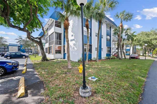 3090 Holiday Springs Boulevard 306, Margate, FL 33063