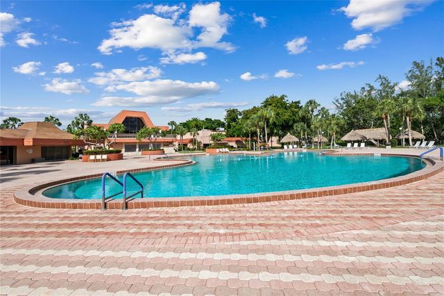 3090 Holiday Springs Boulevard 306, Margate, FL 33063