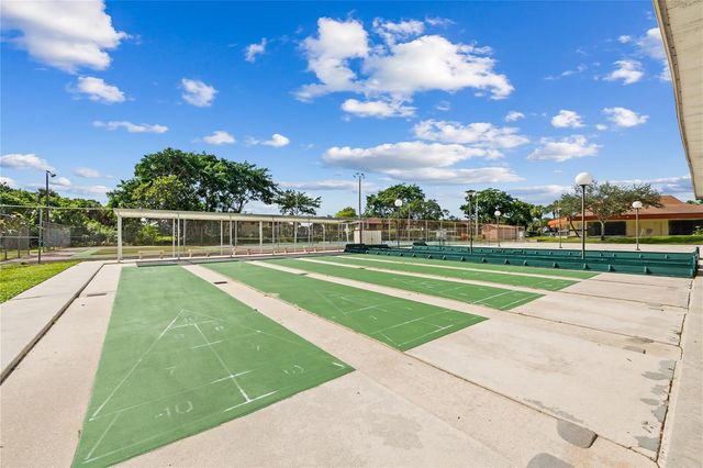 3090 Holiday Springs Boulevard 306, Margate, FL 33063