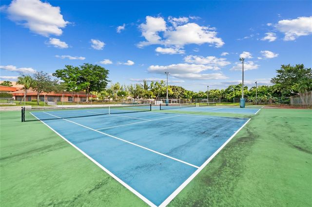3090 Holiday Springs Boulevard 306, Margate, FL 33063
