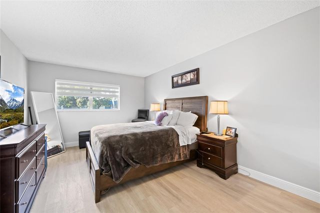3090 Holiday Springs Boulevard 306, Margate, FL 33063
