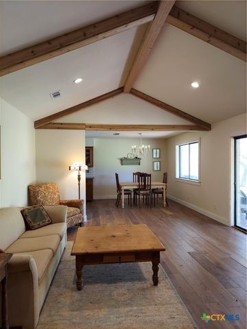 158 Augusta Drive, Wimberley, TX 78676