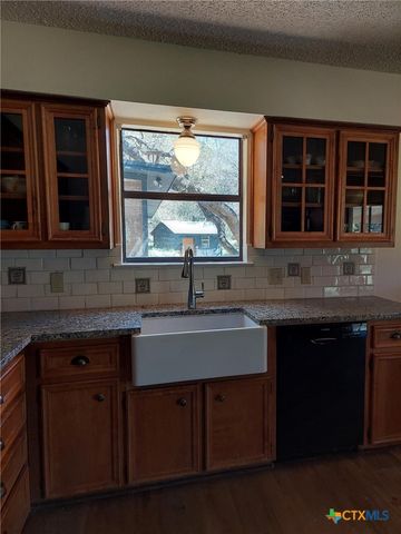 158 Augusta Drive, Wimberley, TX 78676