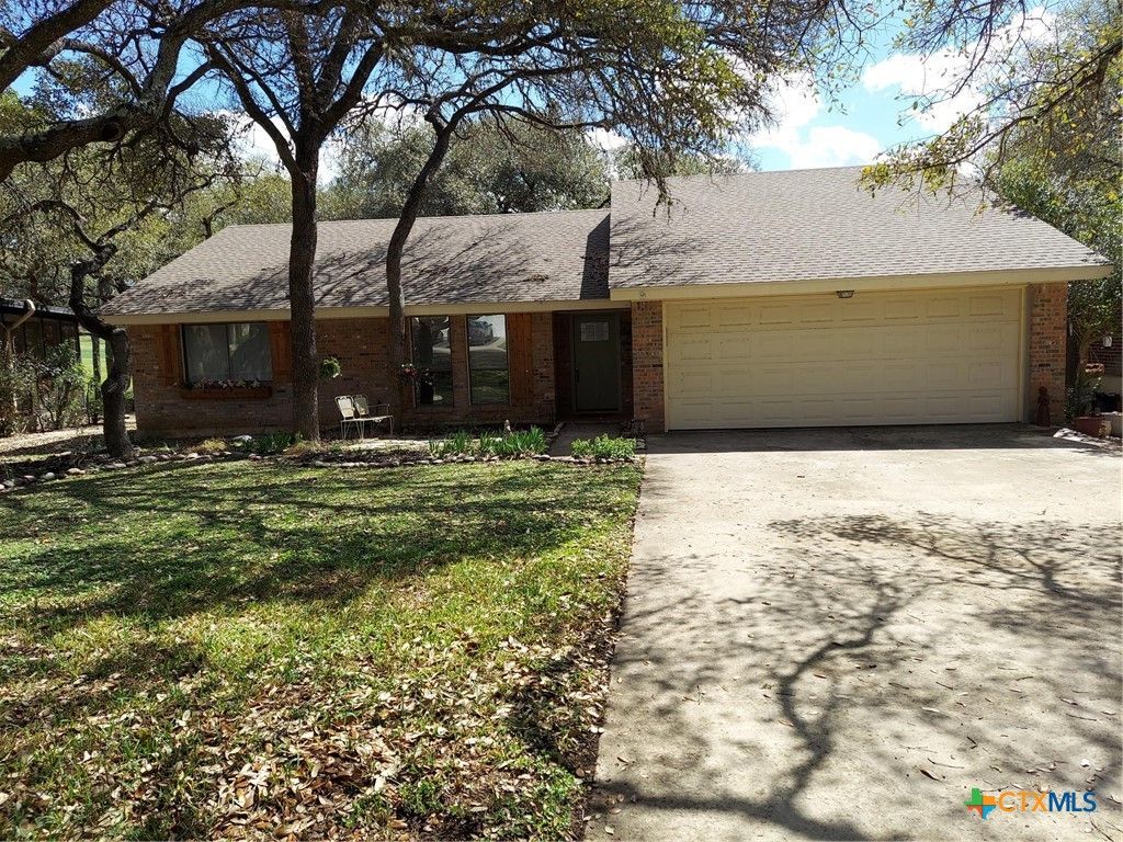 158 Augusta Drive, Wimberley, TX 78676