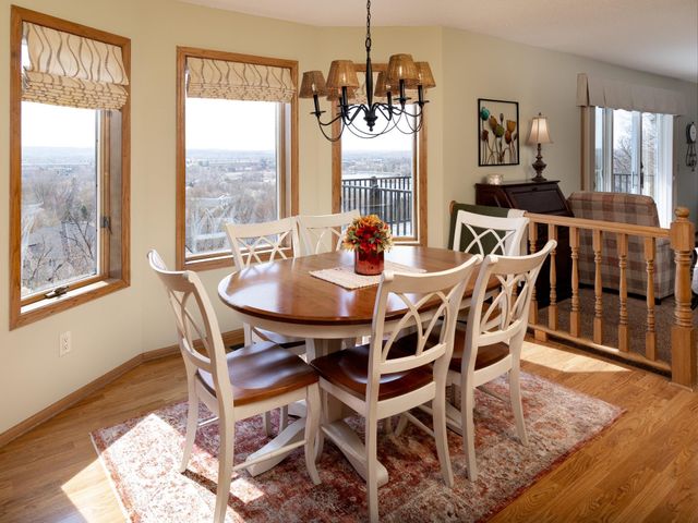 3109 W 135th Circle, Burnsville, MN 55337