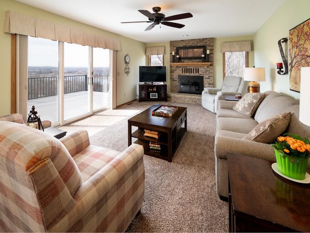 3109 W 135th Circle, Burnsville, MN 55337