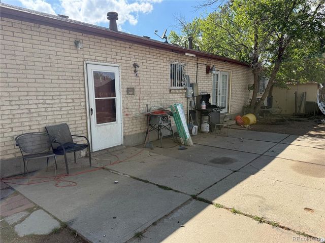 5520 Eagle Street, Denver, CO 80239