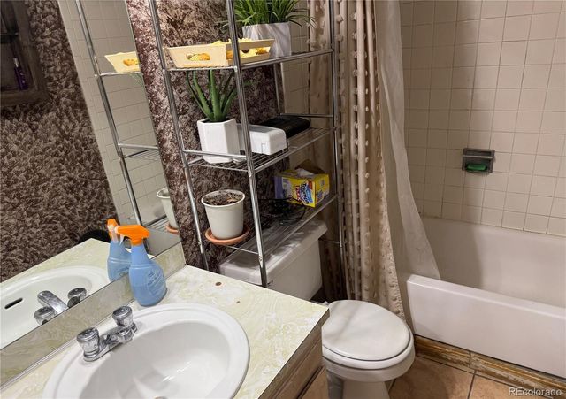 5520 Eagle Street, Denver, CO 80239