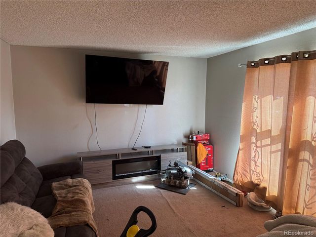 5520 Eagle Street, Denver, CO 80239