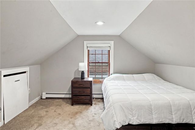 82 Burnside Avenue 2, Newport, RI 02840