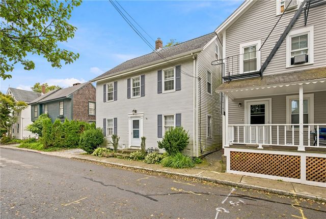 82 Burnside Avenue 2, Newport, RI 02840