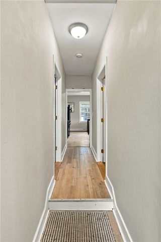 82 Burnside Avenue 2, Newport, RI 02840