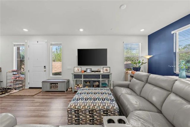 40512 Birchfield, Temecula, CA 92591