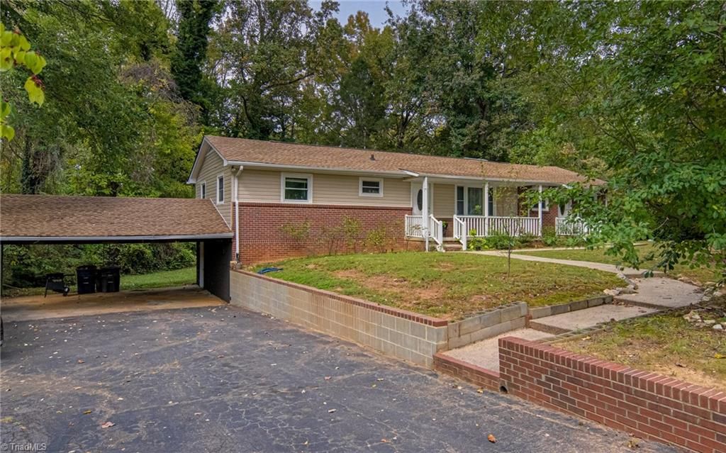 3719 Maverick Street, Winston-salem, NC 27106