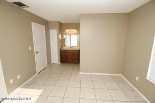 1021 Abada Court NE 102, Palm Bay, FL 32905