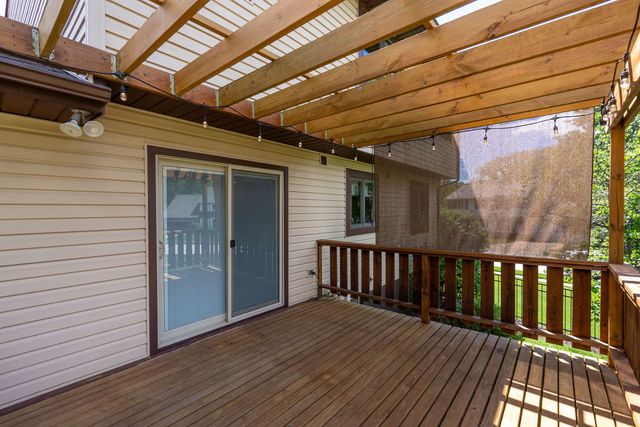 1650 Prairie Vista Drive, Bettendorf, IA 52722