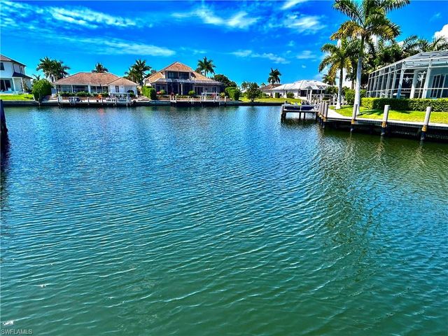 1775 Waterfall CT, Marco Island, FL 34145