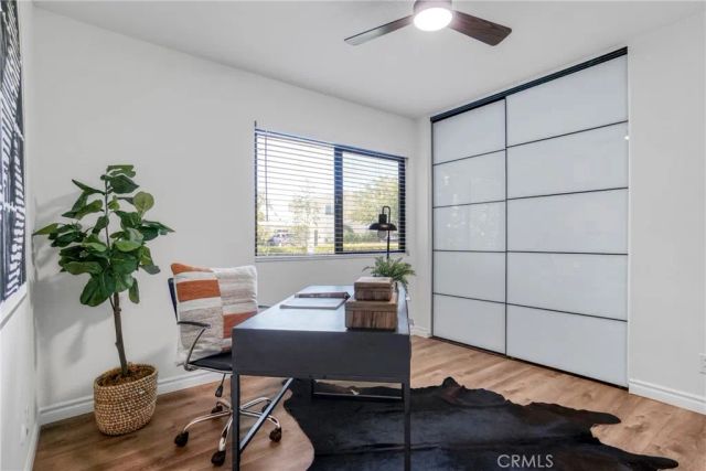 8400 Chimineas Avenue, Northridge, CA 91325