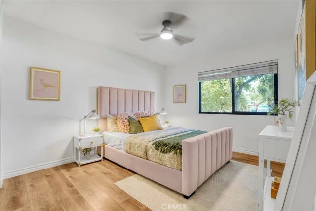 8400 Chimineas Avenue, Northridge, CA 91325